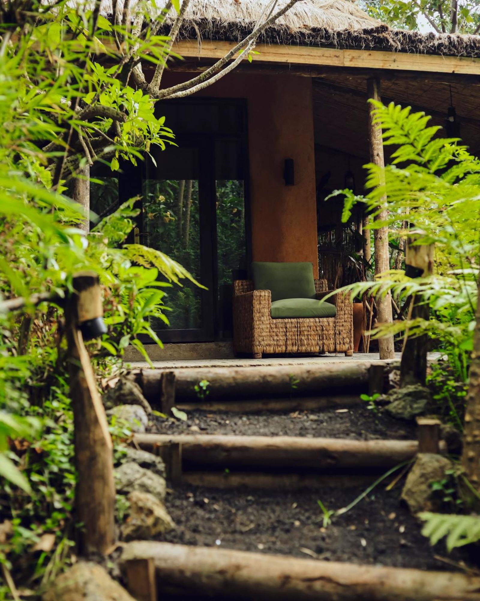 Sambora Kinigi Villa Exteriör bild